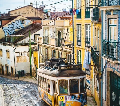 Discover the Charm of Lisbon: Exploring the City's Rich History and Culture