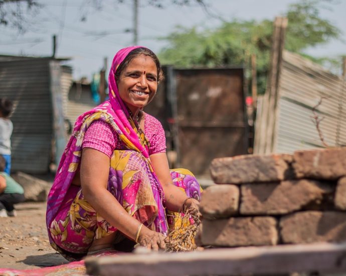 India's Fight Against Poverty: What's Being Done?