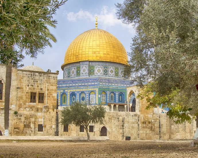 Israel's Rich History and Culture Attracts Tourists from Around the World