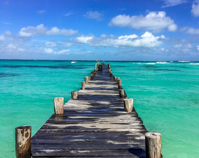 Relax and Recharge in Cancún: An Ideal Vacation Spot for All