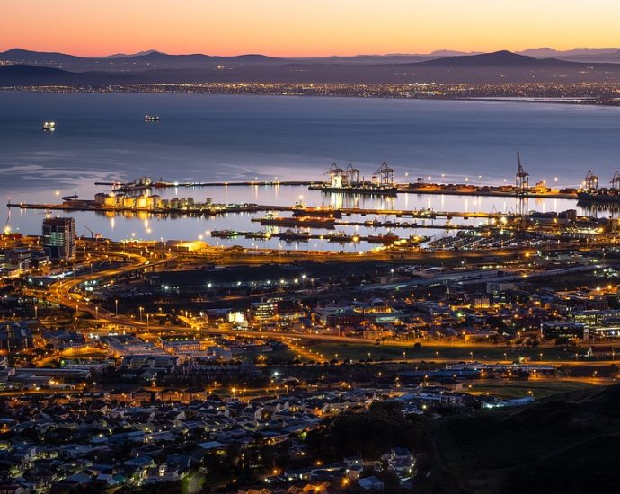 The Jewel of South Africa: Exploring Cape Town