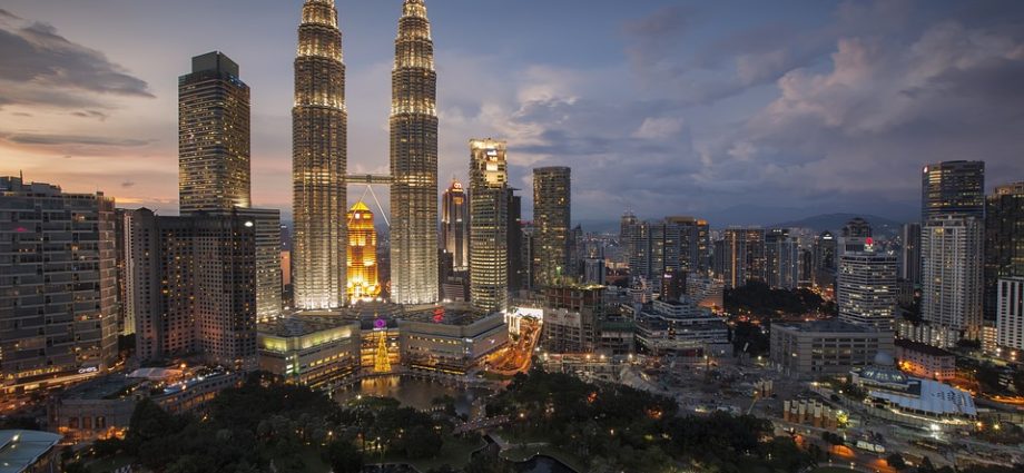 A Guide to Exploring the Wonders of Malaysia
