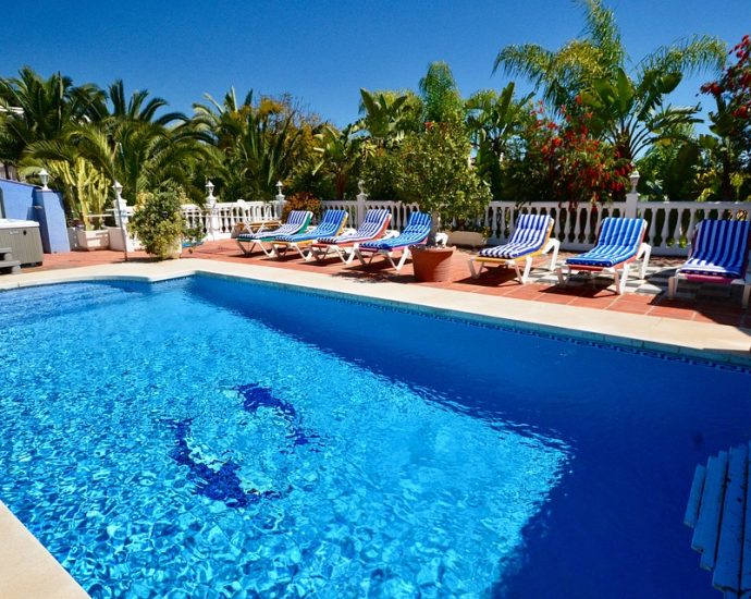 spanish holiday resorts